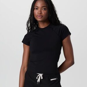 NWT sz XXL Vuori Black seamless surge tee stretch wicking material free neck